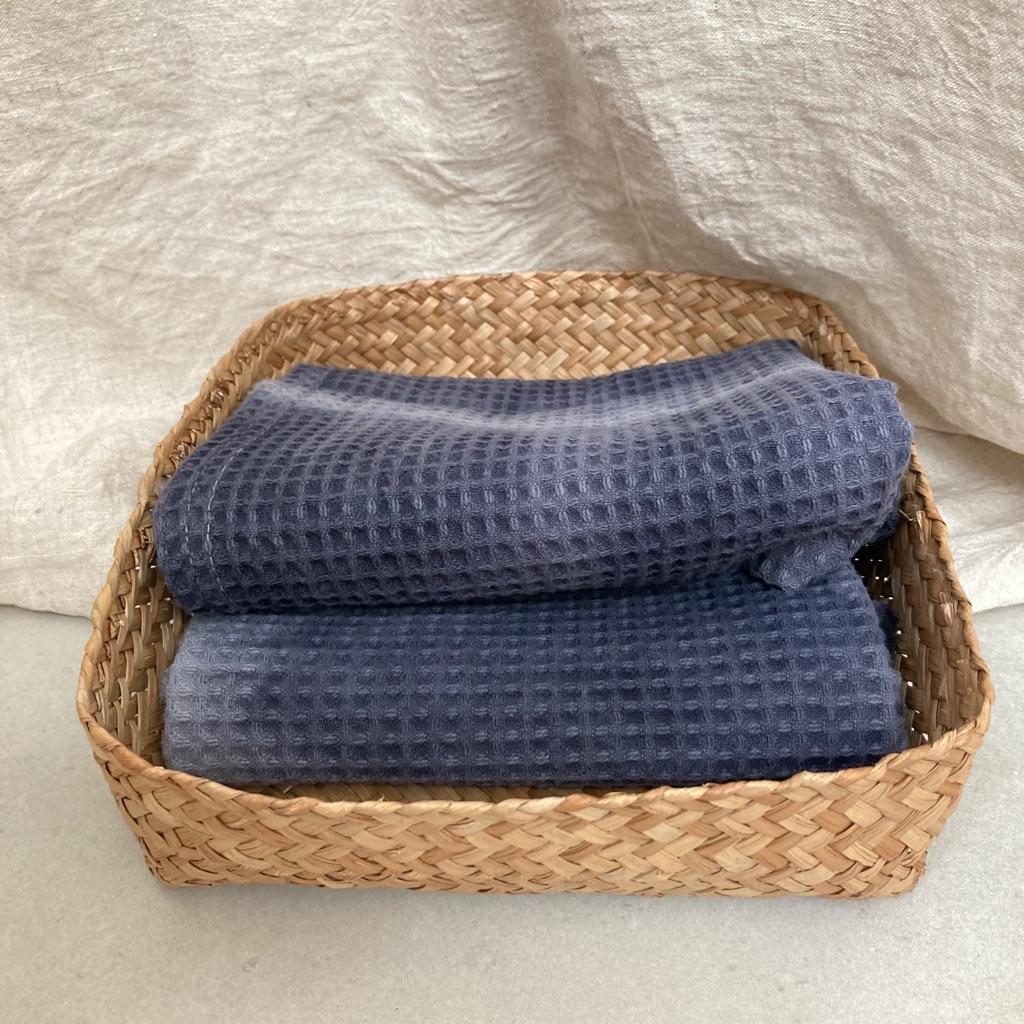 TIE AND DYE COTTON WAFFLE BATH TOWELS SET - Image 2