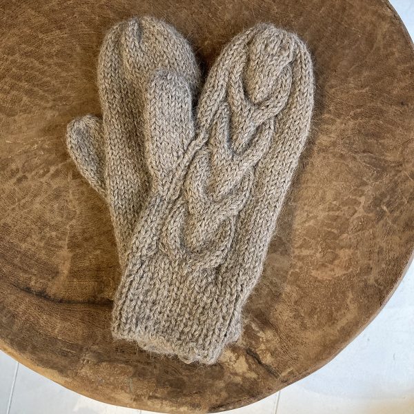 Antarki mittens - Image 2