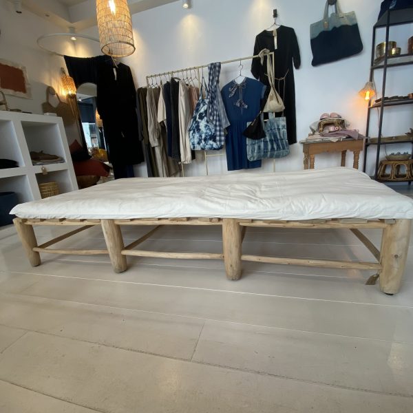 Banquette Eucalyptus